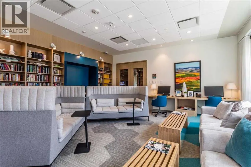 412, 122 Mahogany Centre SE