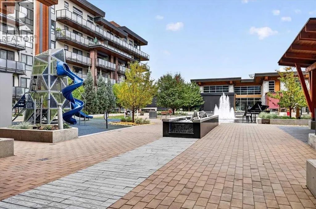 412, 122 Mahogany Centre SE