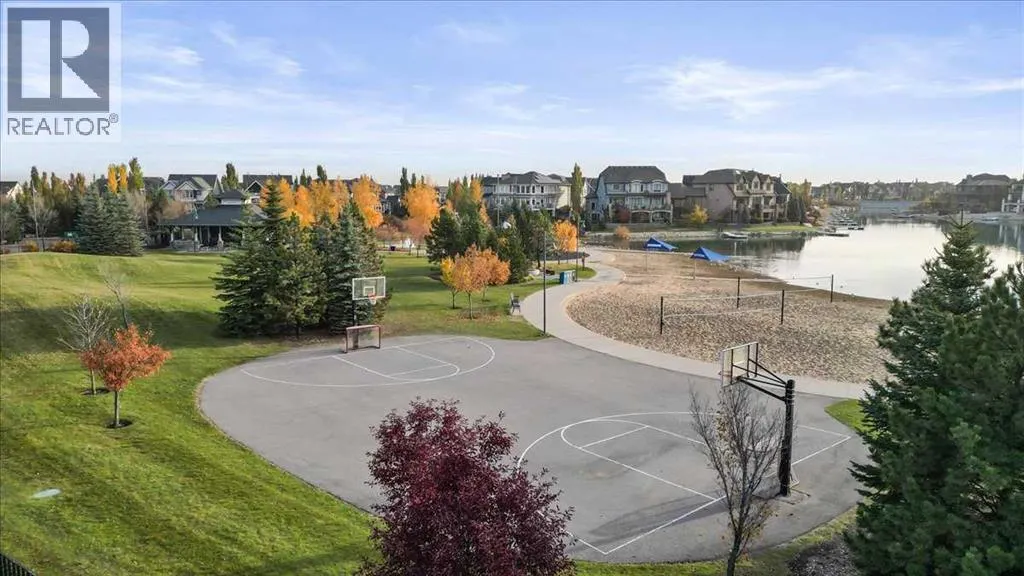 412, 122 Mahogany Centre SE