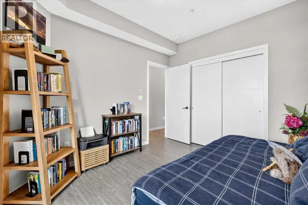 412, 122 Mahogany Centre SE
