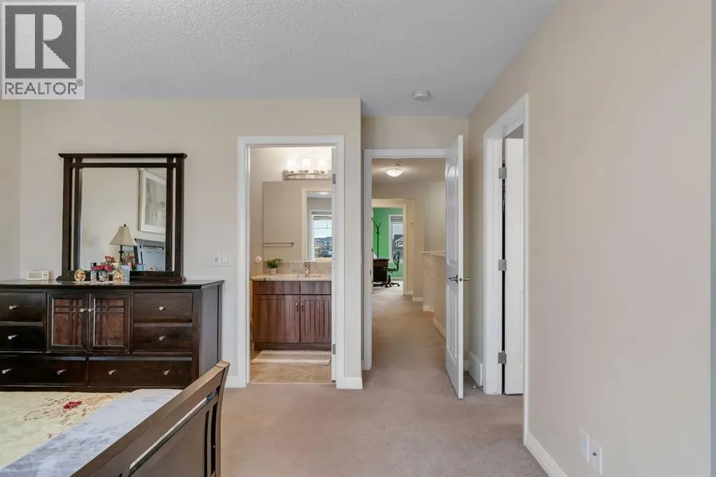 77 Red Sky Way NE