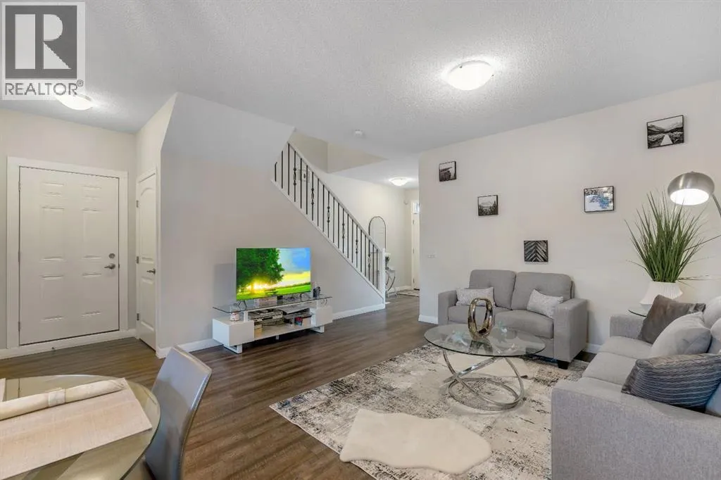 77 Red Sky Way NE