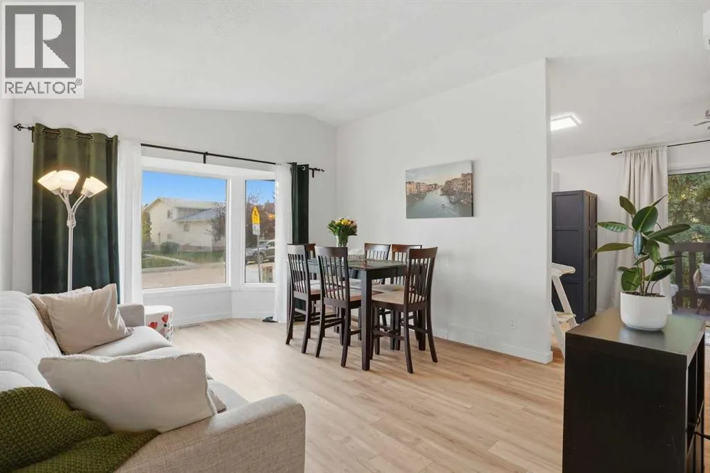 104 Shawglen Rise SW