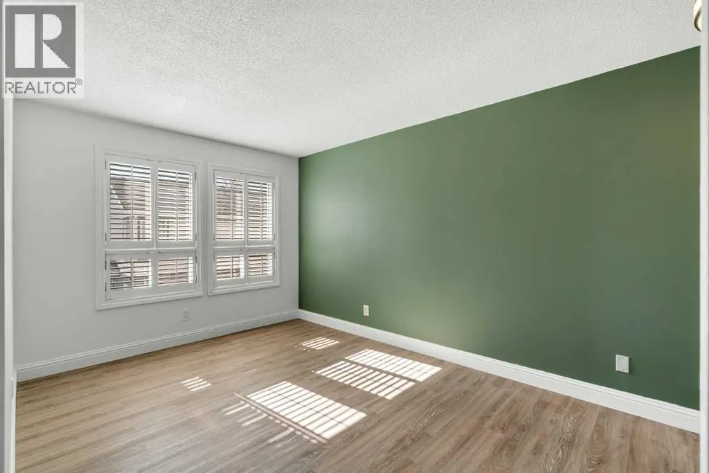 1205 Signal Hill Green SW