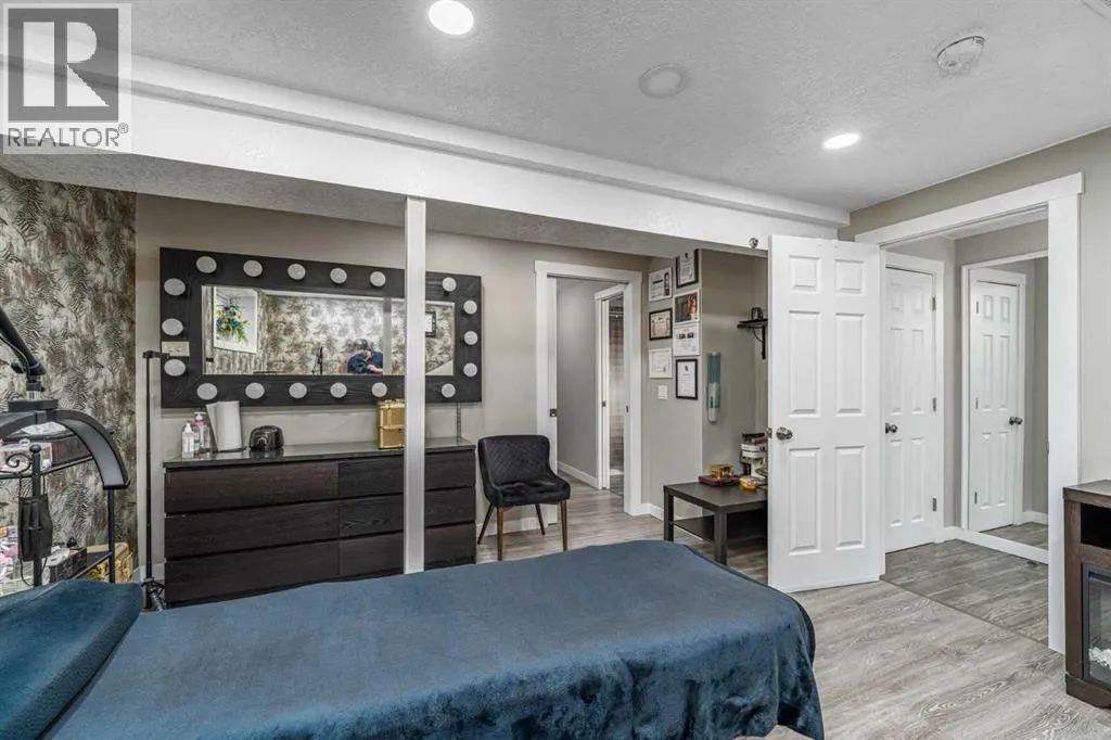 158 Mahogany Grove SE