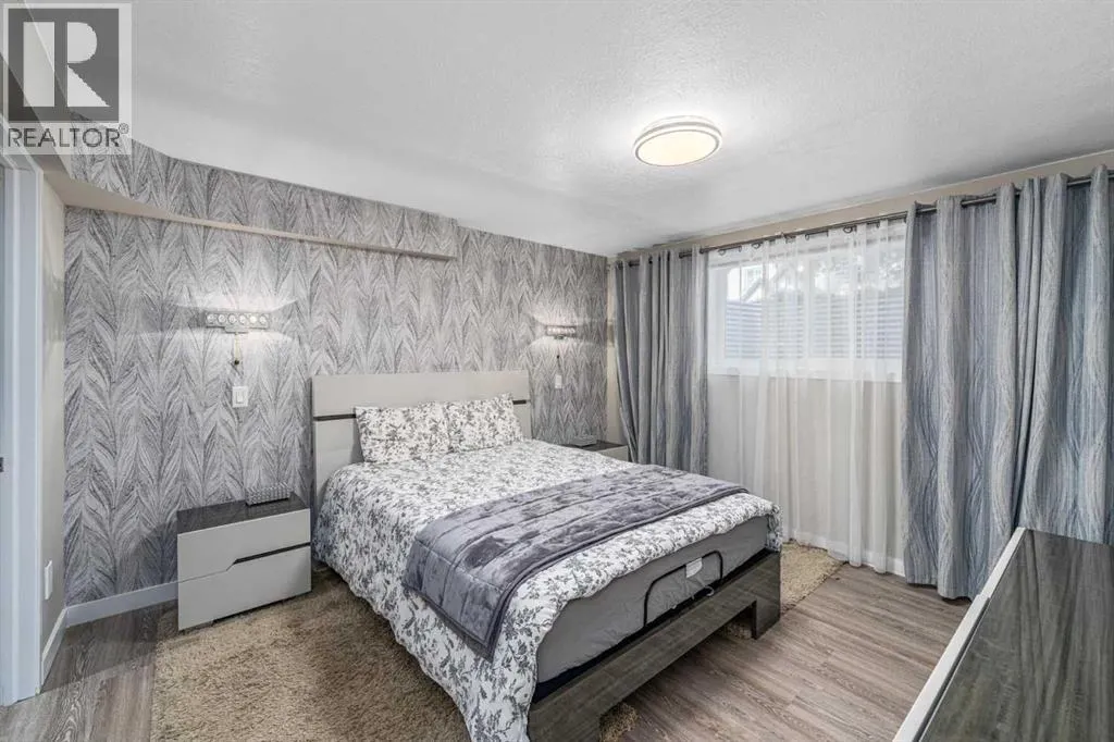 158 Mahogany Grove SE