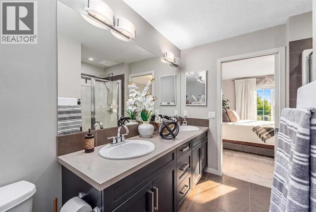 158 Mahogany Grove SE