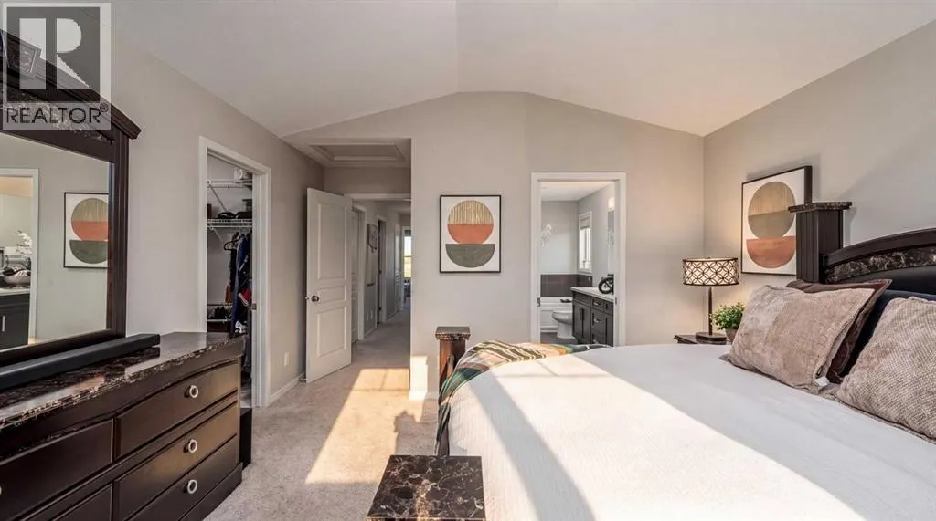 158 Mahogany Grove SE