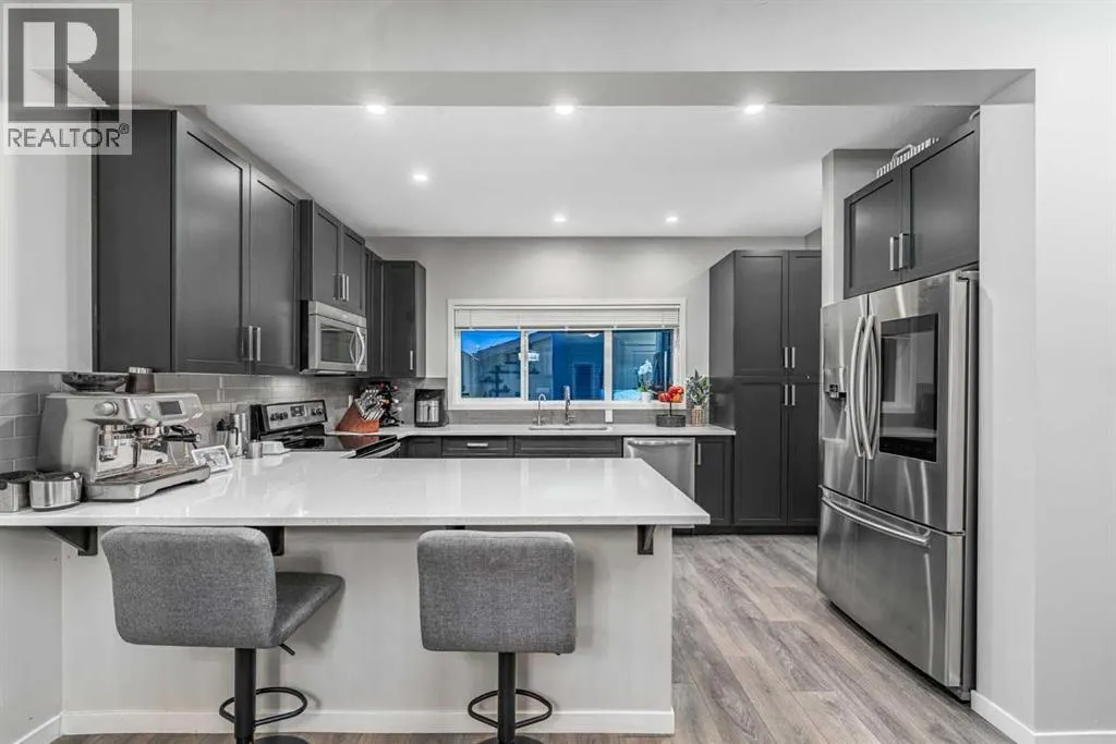 158 Mahogany Grove SE