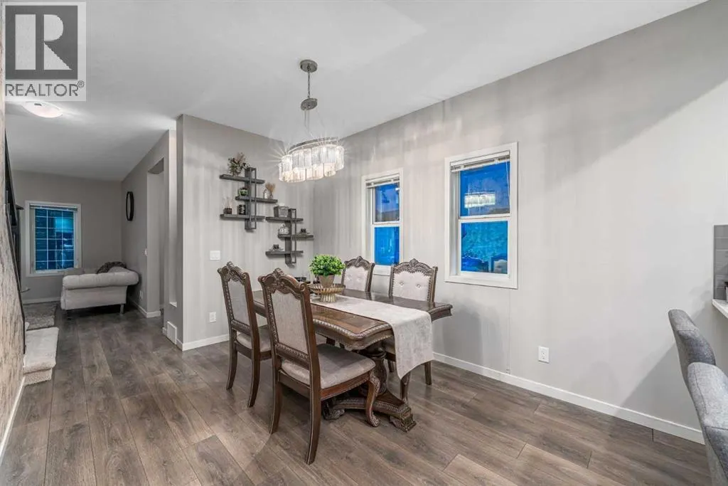 158 Mahogany Grove SE