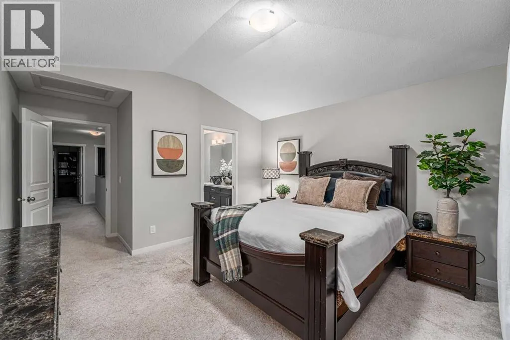 158 Mahogany Grove SE