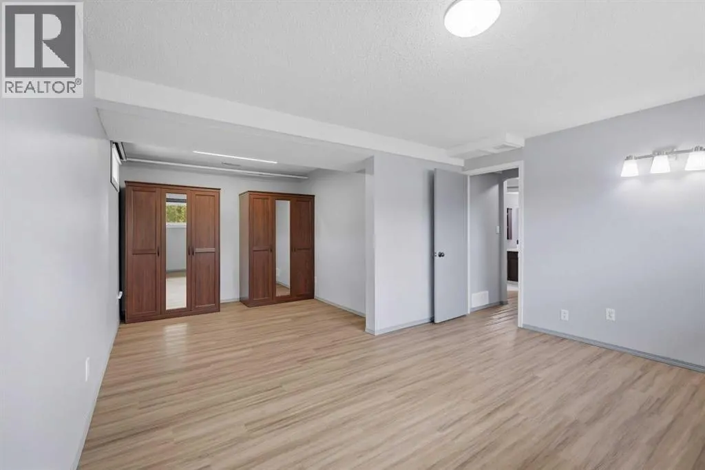 21 Parkland Drive