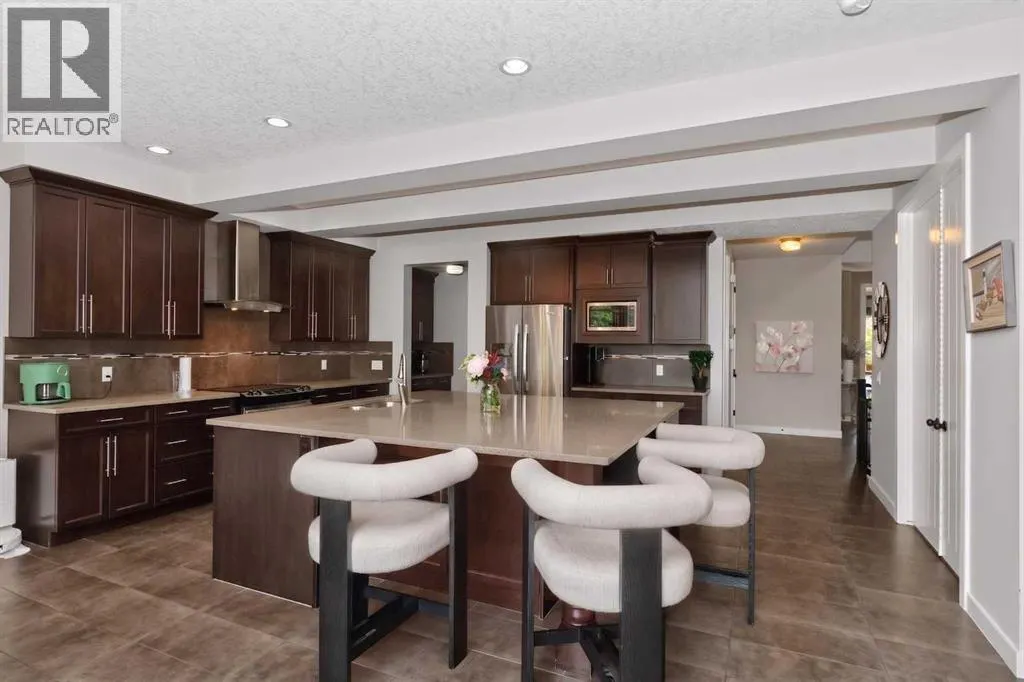 244 Mahogany Bay SE