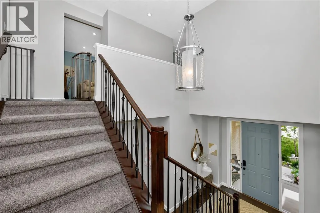 244 Mahogany Bay SE