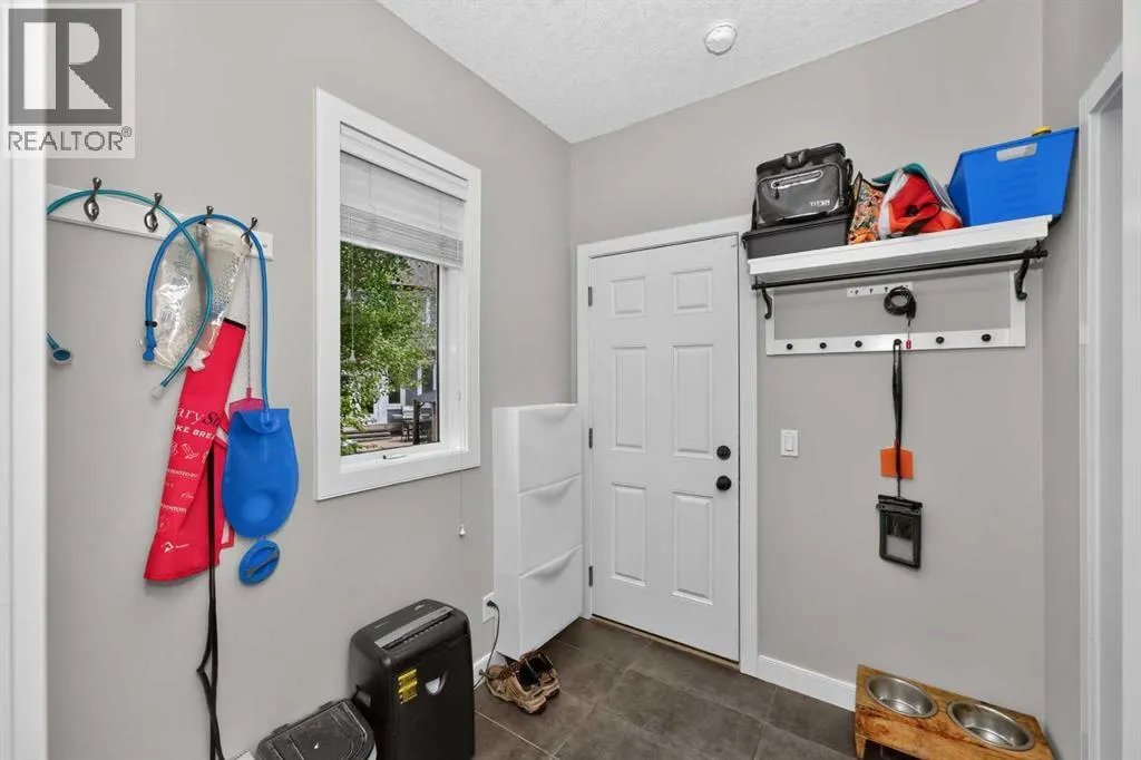 244 Mahogany Bay SE