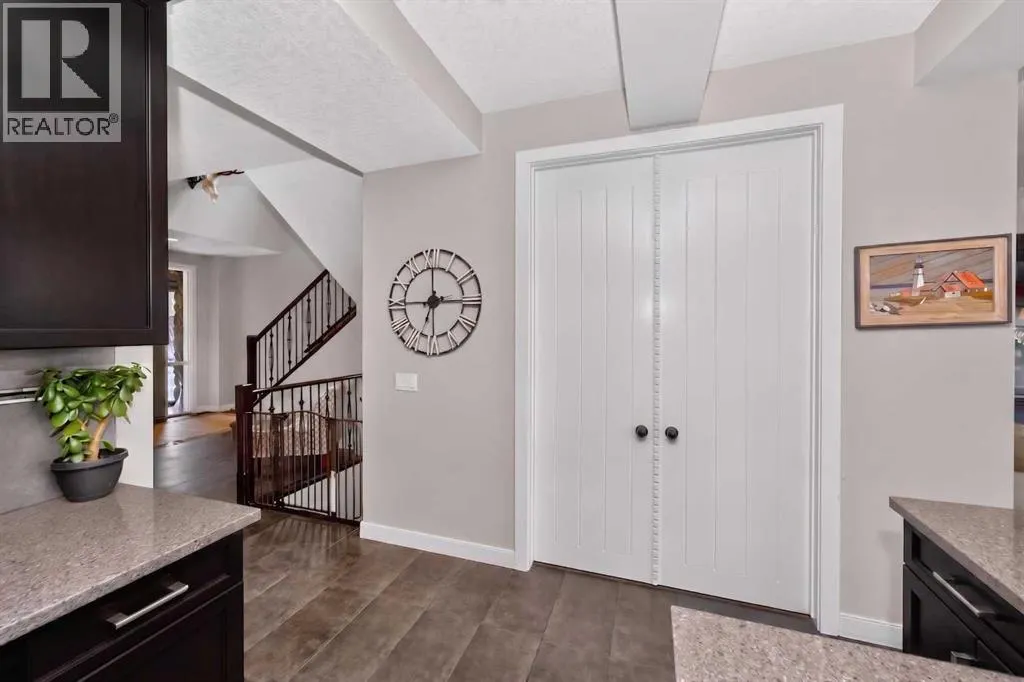 244 Mahogany Bay SE