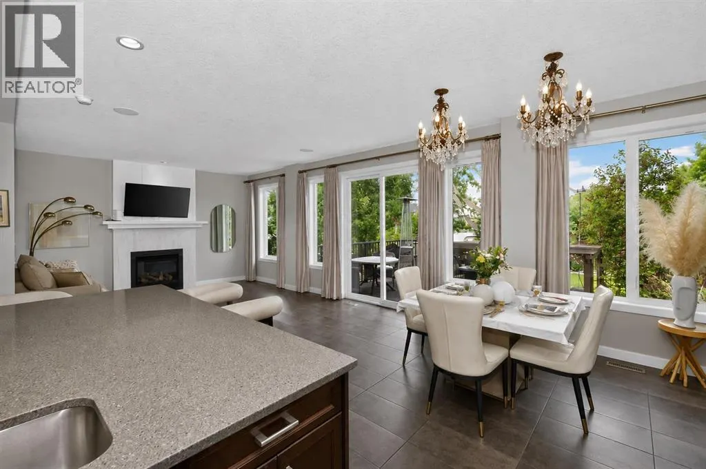 244 Mahogany Bay SE