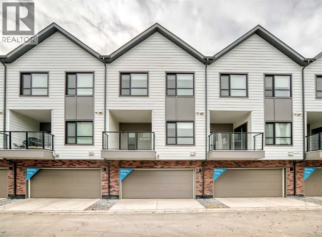 105, 20295 Seton Way SE
