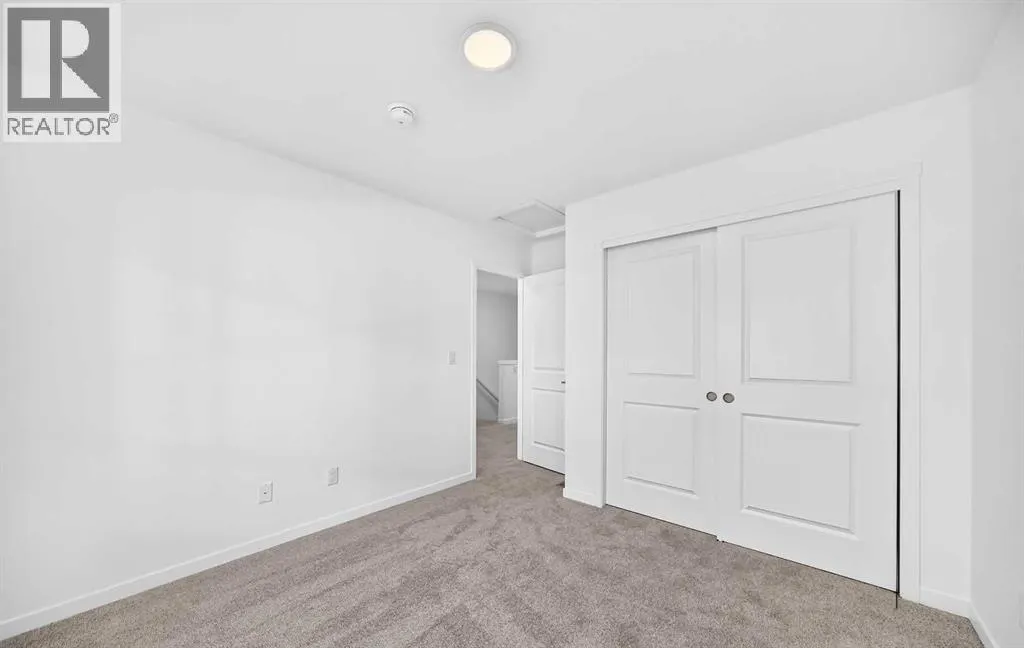 105, 20295 Seton Way SE