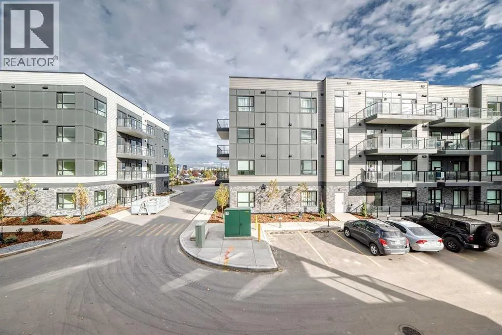 105, 20295 Seton Way SE