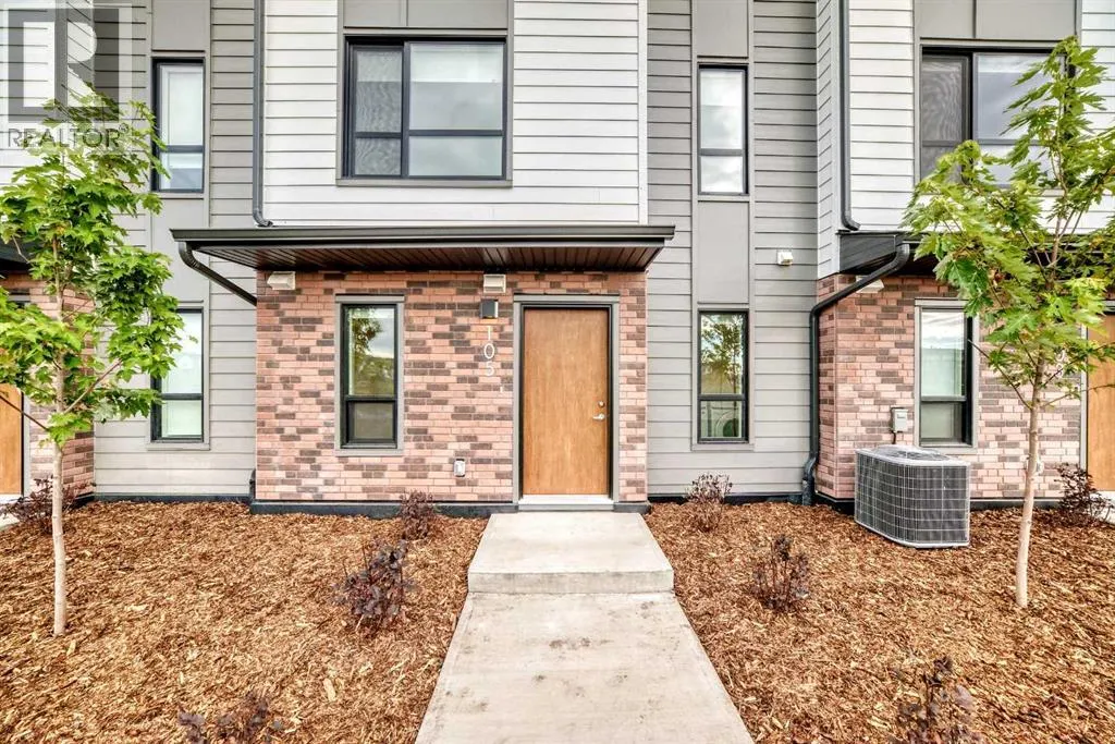 105, 20295 Seton Way SE