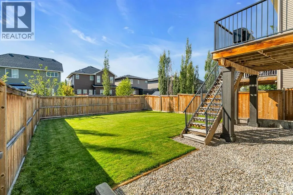 21 Mount Rae Heights