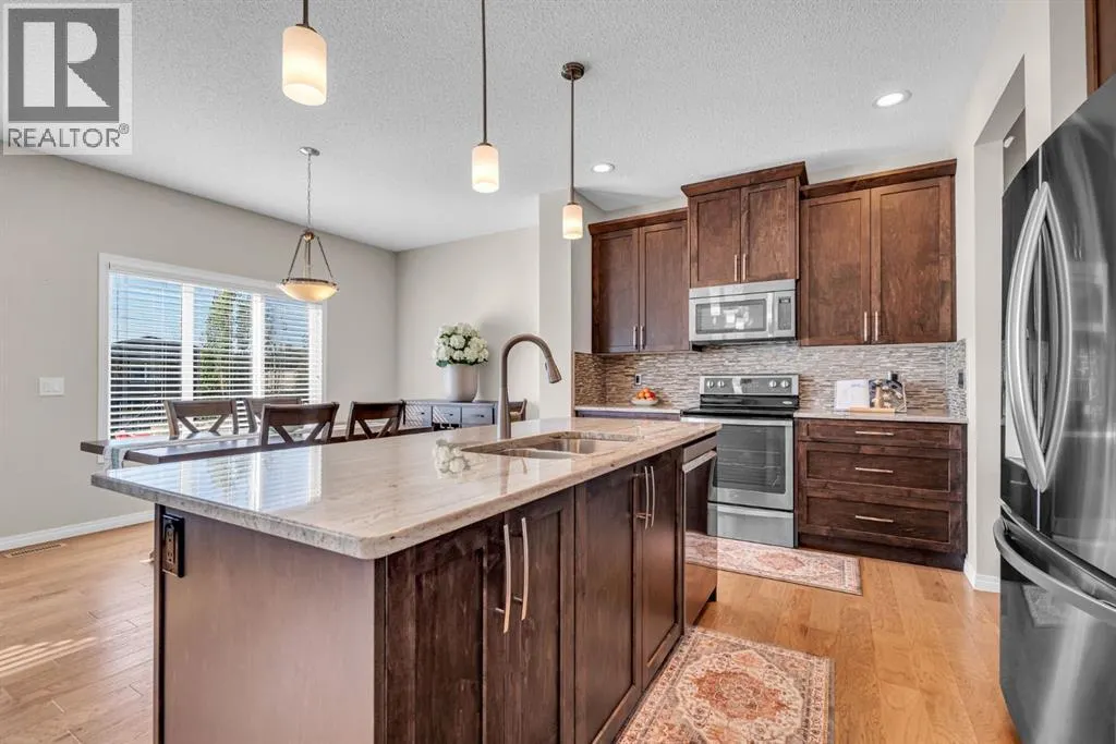 21 Mount Rae Heights