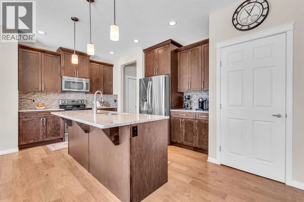 21 Mount Rae Heights