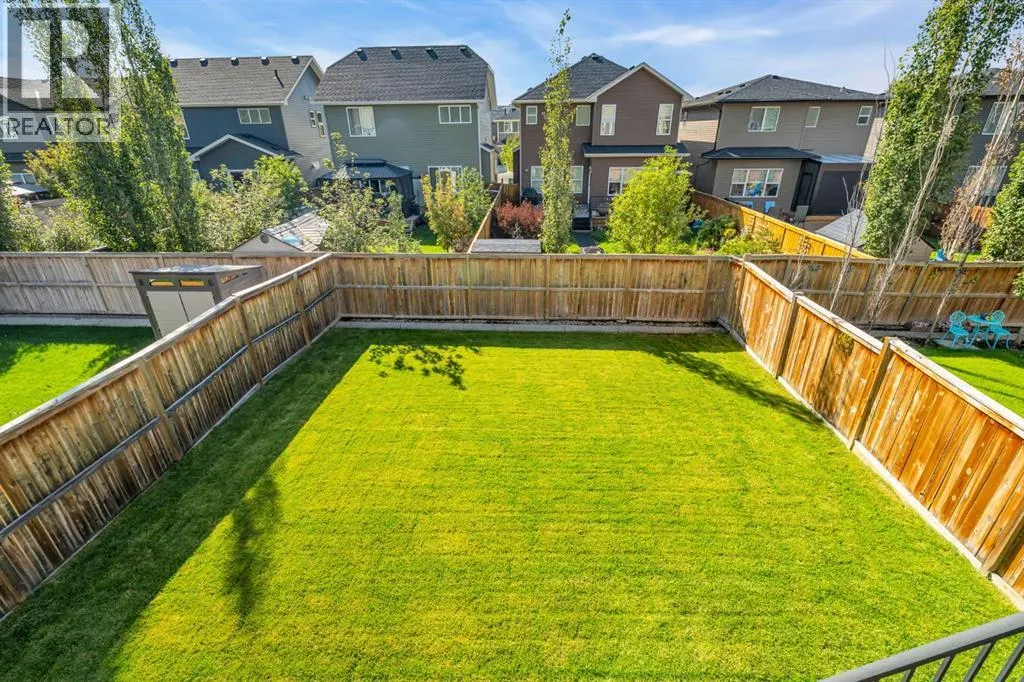 21 Mount Rae Heights