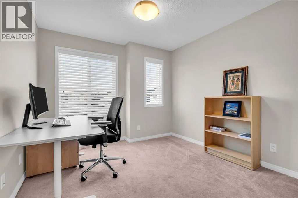 21 Mount Rae Heights