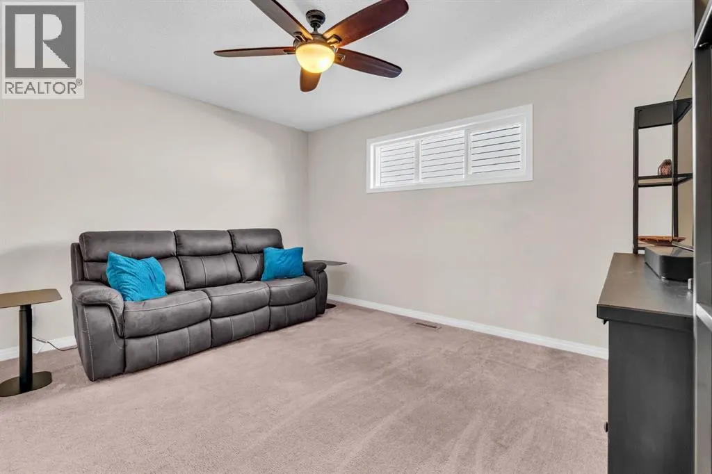 21 Mount Rae Heights