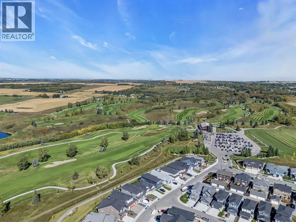 21 Mount Rae Heights