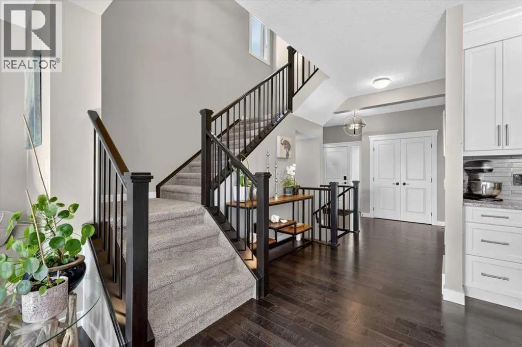 90 Cranbrook Crescent SE