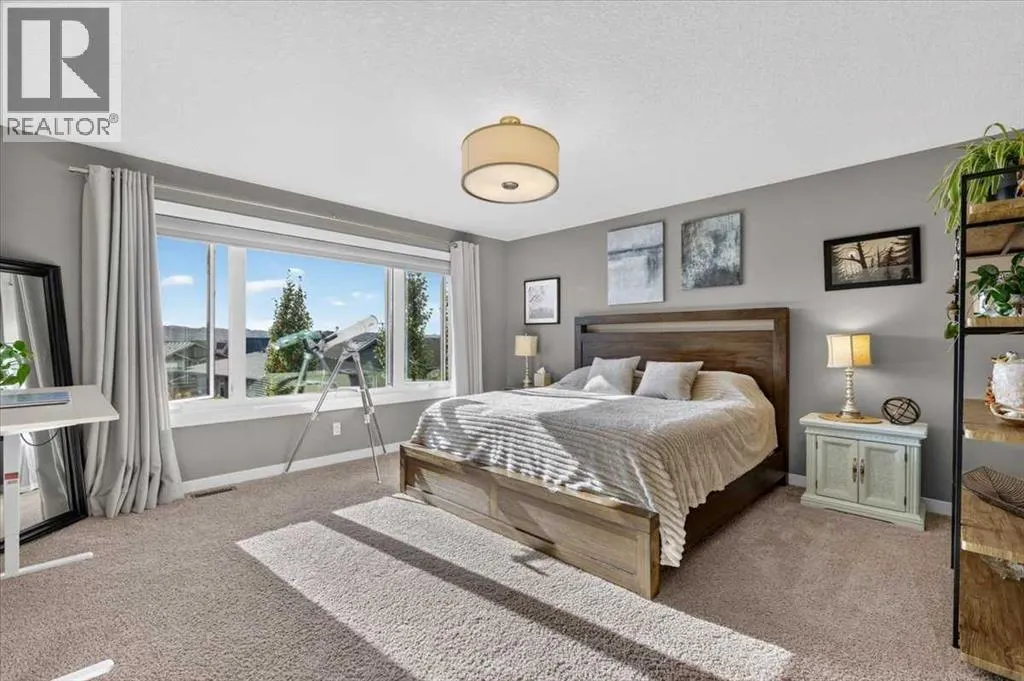 90 Cranbrook Crescent SE