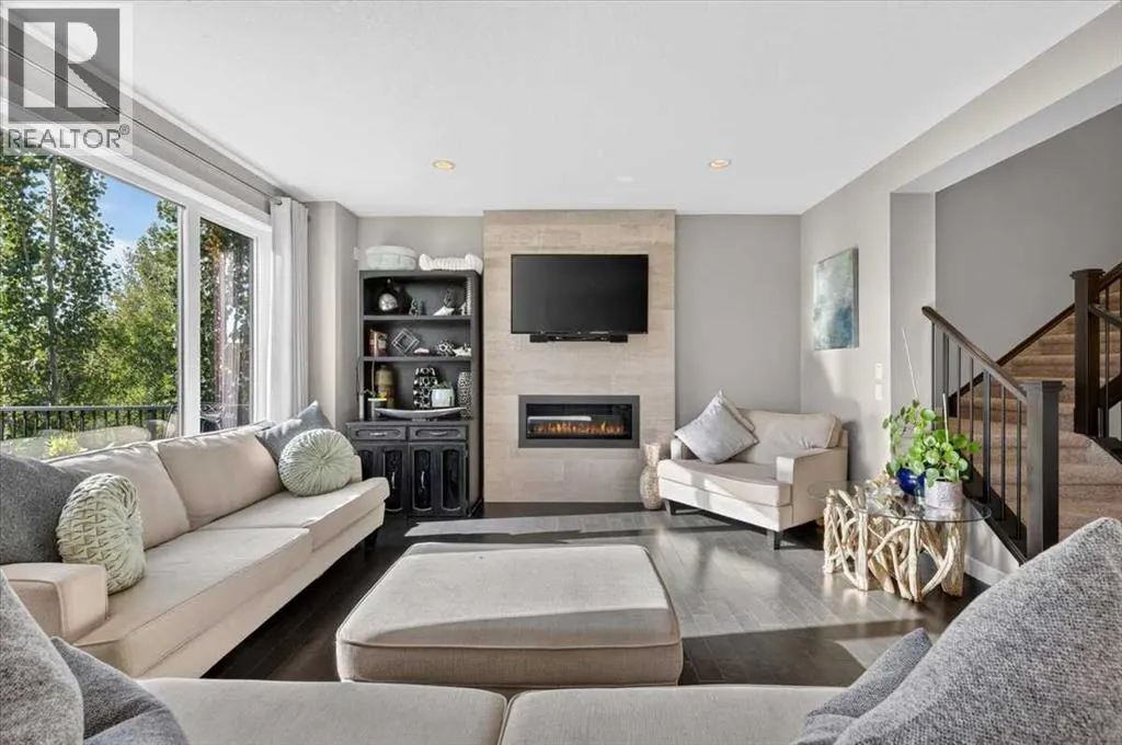 90 Cranbrook Crescent SE