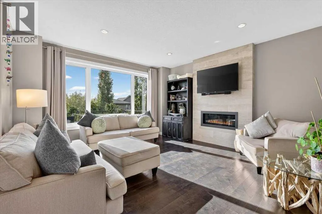 90 Cranbrook Crescent SE