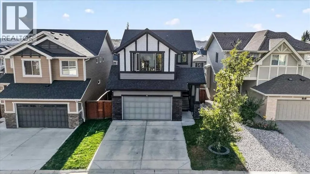 90 Cranbrook Crescent SE