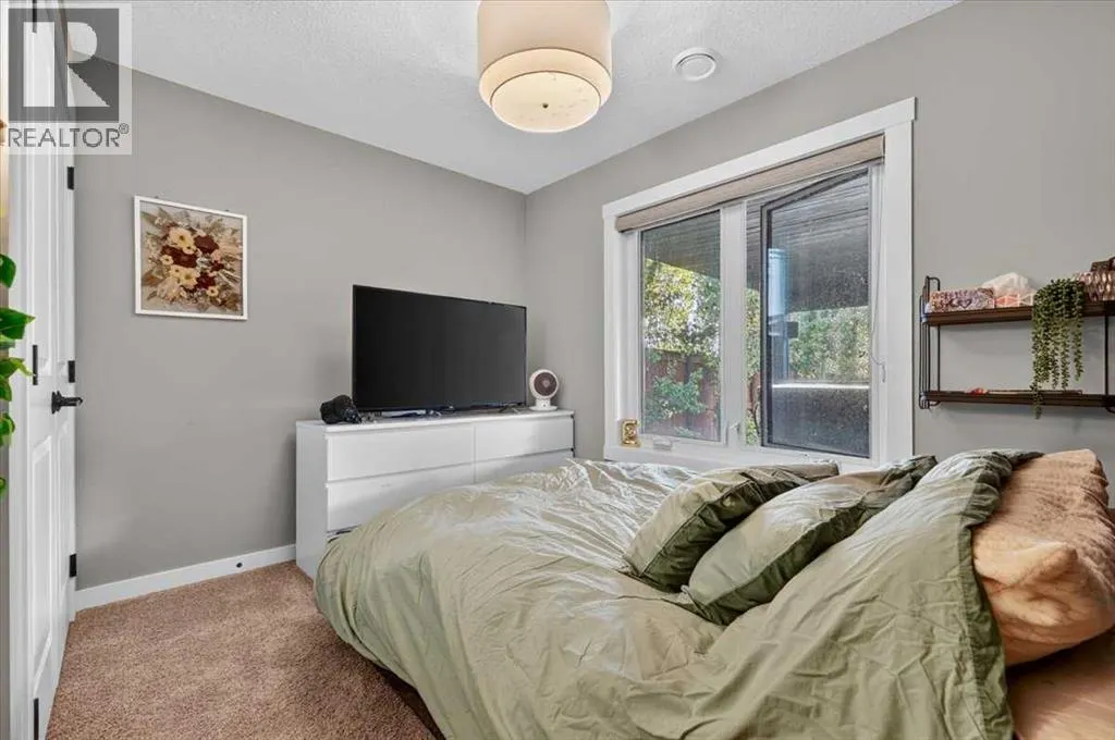 90 Cranbrook Crescent SE