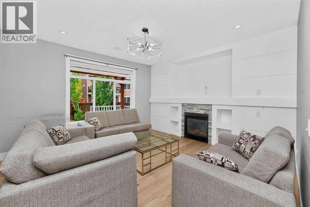 170 Kinniburgh Crescent