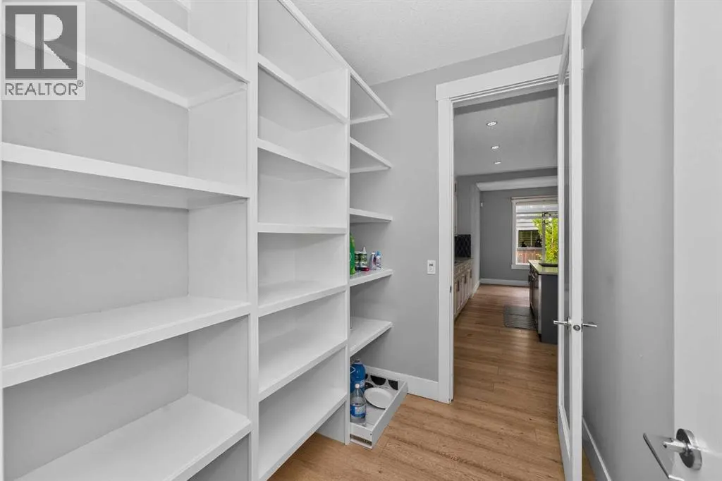 170 Kinniburgh Crescent