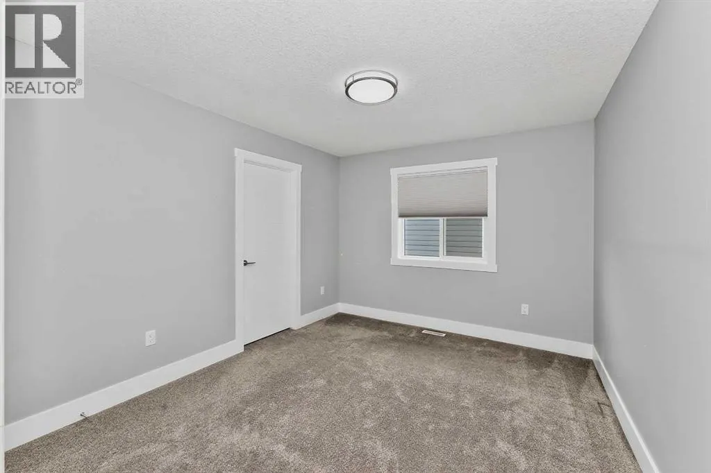 170 Kinniburgh Crescent