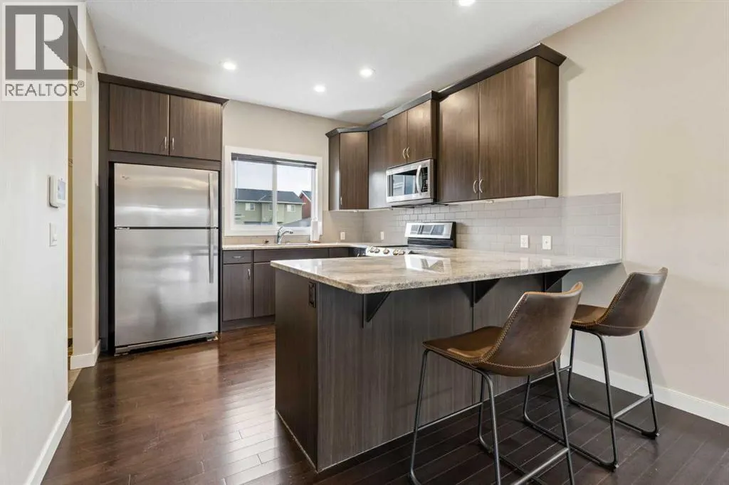 29 Redstone Common NE