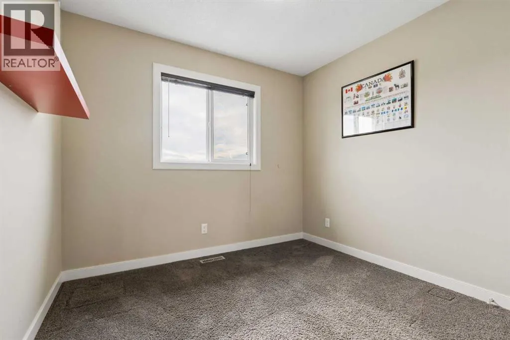 29 Redstone Common NE