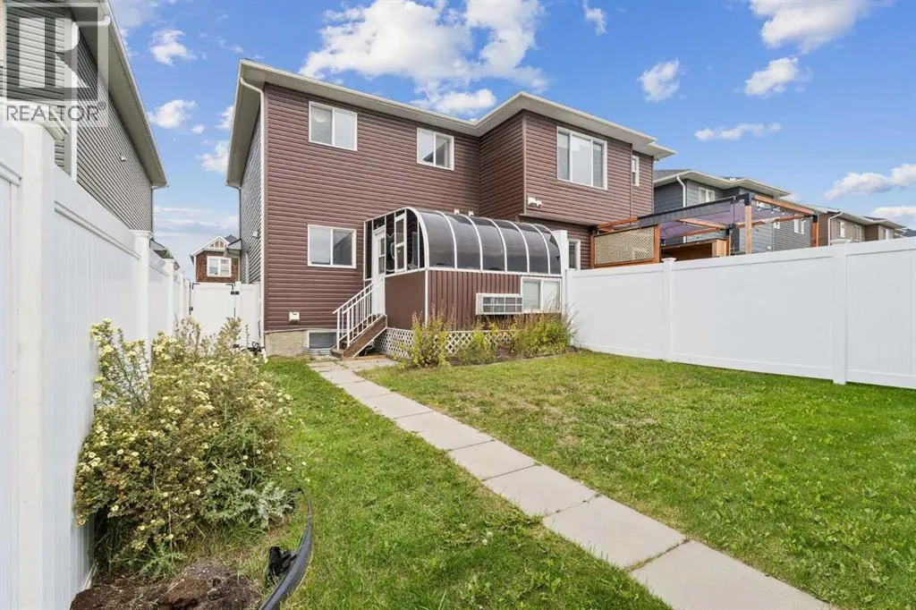 29 Redstone Common NE