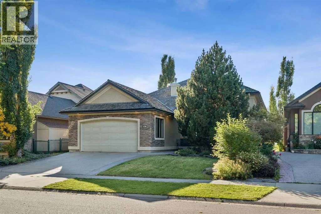 126 Mt Douglas Close SE