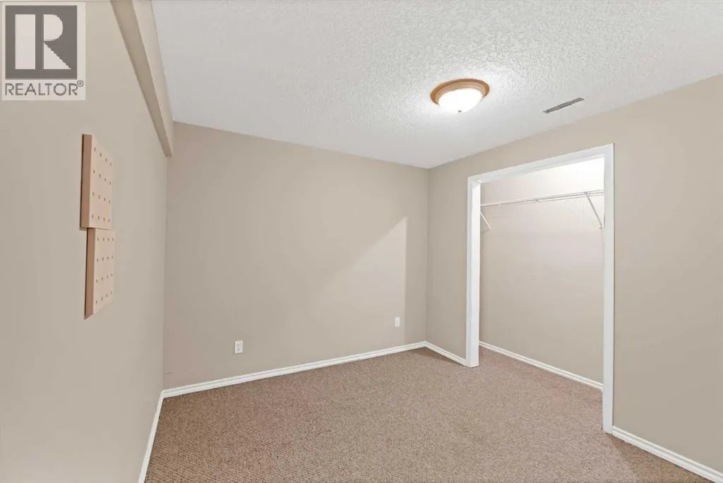 104 Catalina Circle NE