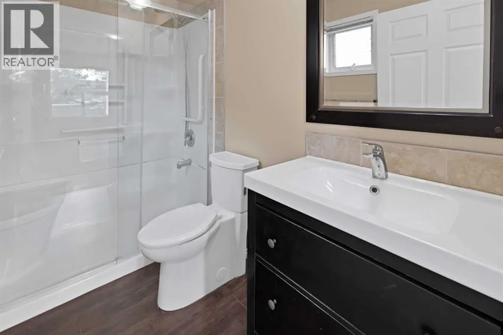 104 Catalina Circle NE