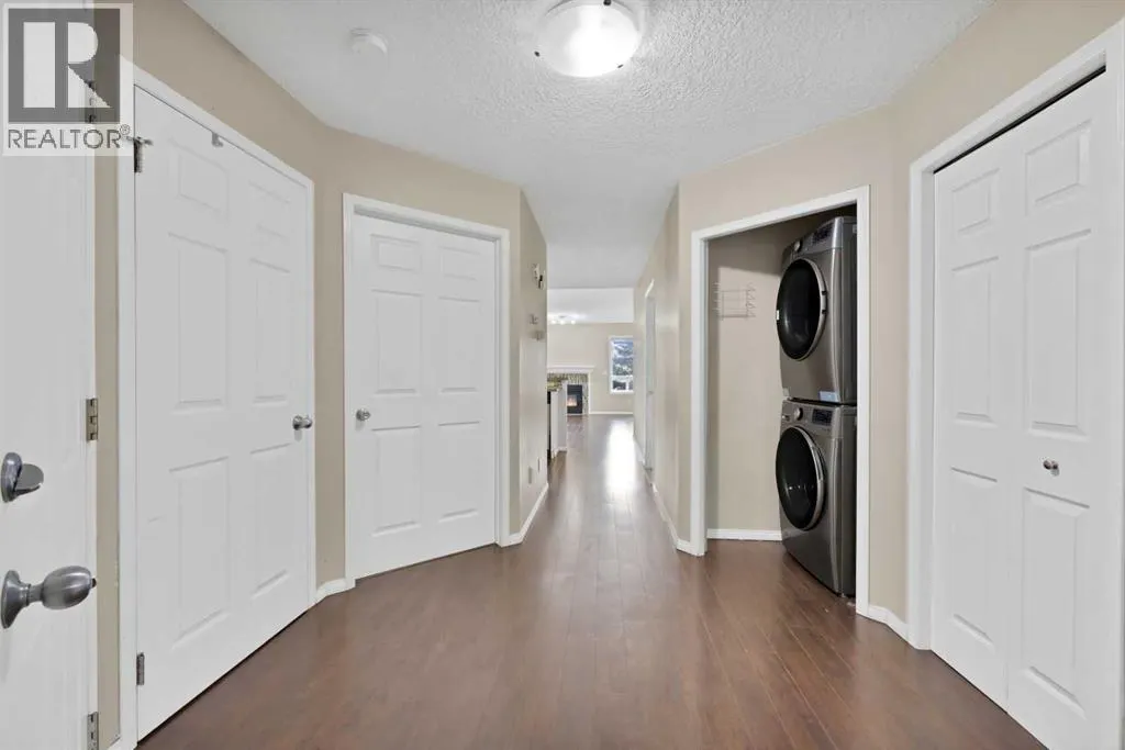 104 Catalina Circle NE