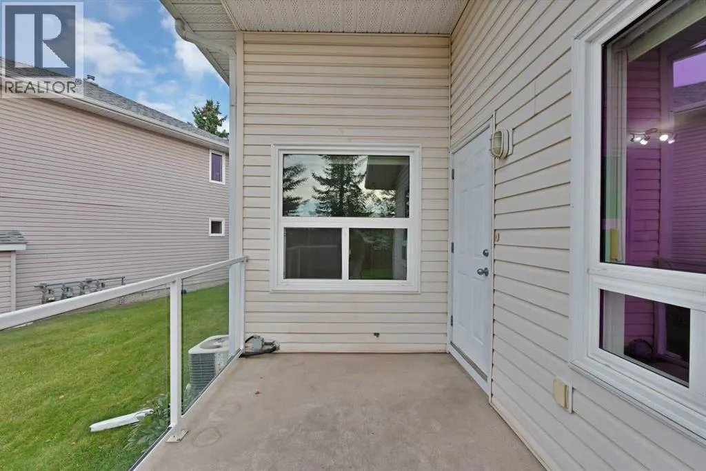 104 Catalina Circle NE