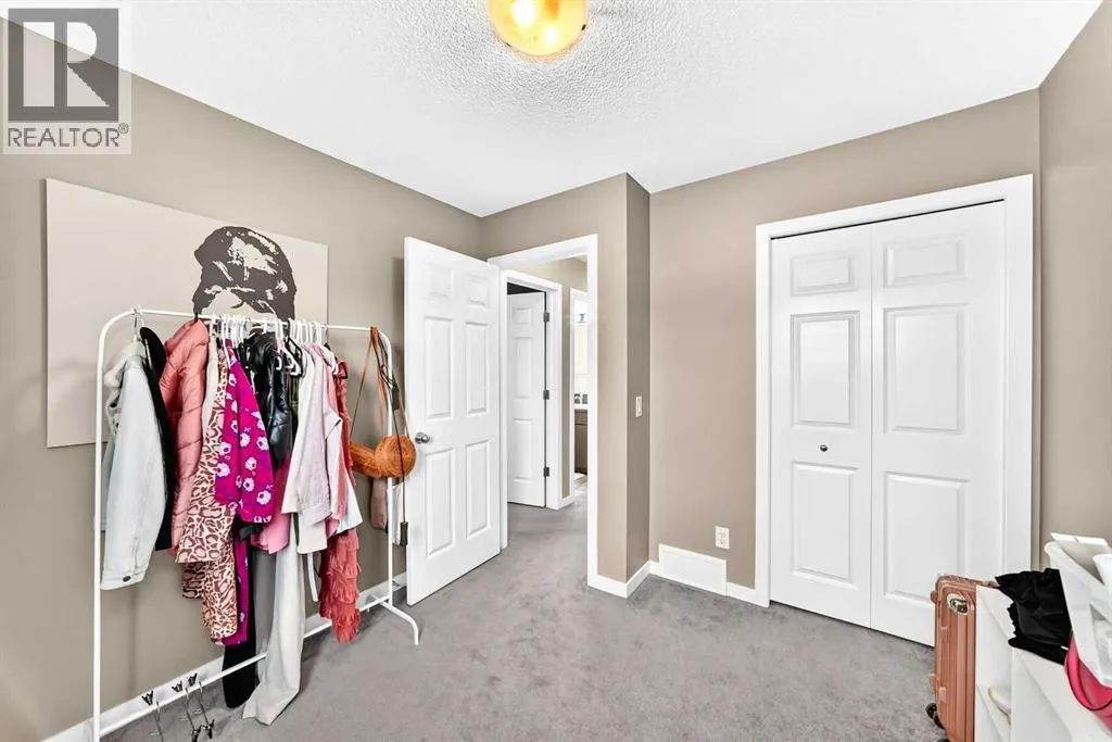 1046 New Brighton Park SE